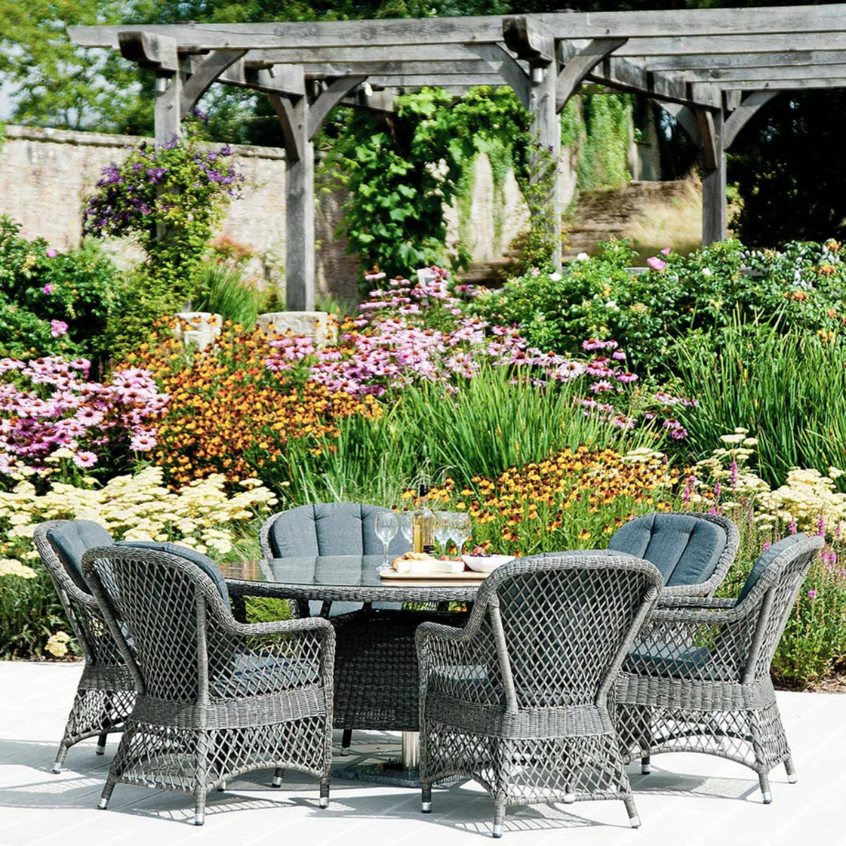 Alexander Rose Monte Carlo Round Table available at Cedar Nursery