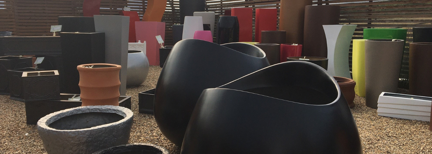 Our garden planter showroom features a range of fibreglass, metal, powdercoated and terracotta garden pots and planters - available to order online or in person