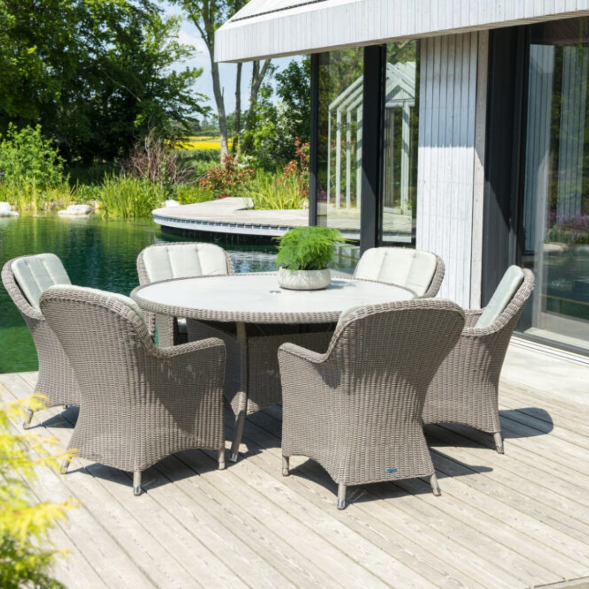 Hazelmere Round Table 1.5m - Cedar Nursery - Plants and Outdoor Living